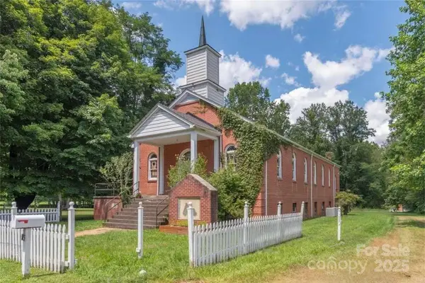 115 Teague Loop, Maggie Valley, NC 28785