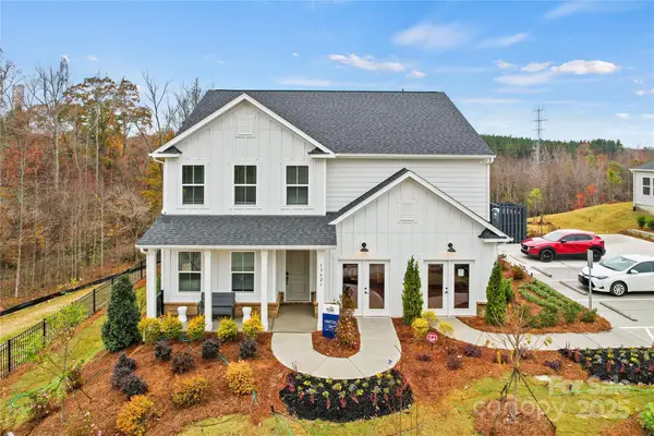 14214 New Crest Drive #139, Huntersville, NC 28078