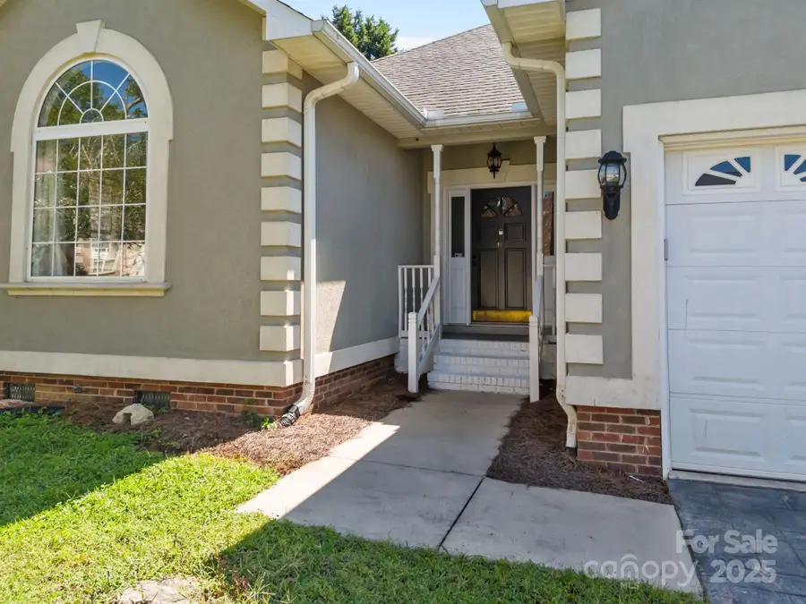 111 Birkdale Drive, Salisbury, NC 28144 - Image #2