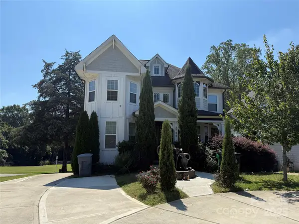 2706 Hilliard Drive, Charlotte, NC 28205