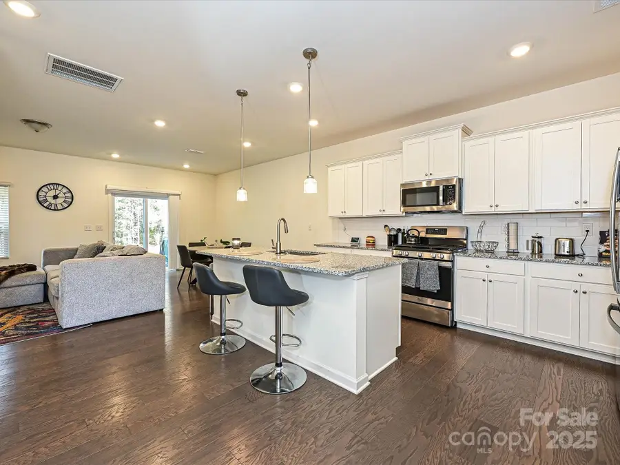 348 Abington Street, Matthews, NC 28104 - Image #3