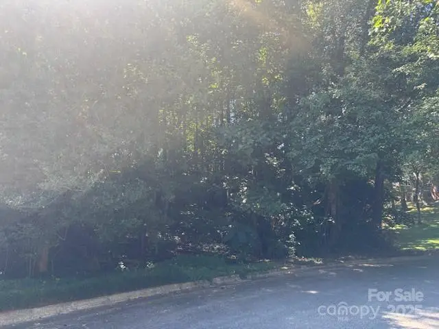 1530 9th Street Lane Nw, Hickory, NC 28601 - Image #3