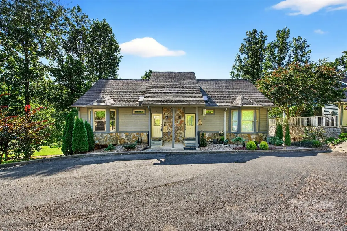 307 #7 Blue Ridge Drive S, Marion, NC 28752 - Image #1