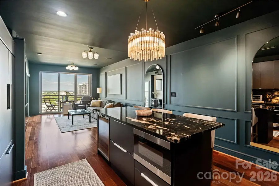 333 W Trade Street #1301, Charlotte, NC 28202 - Image #2