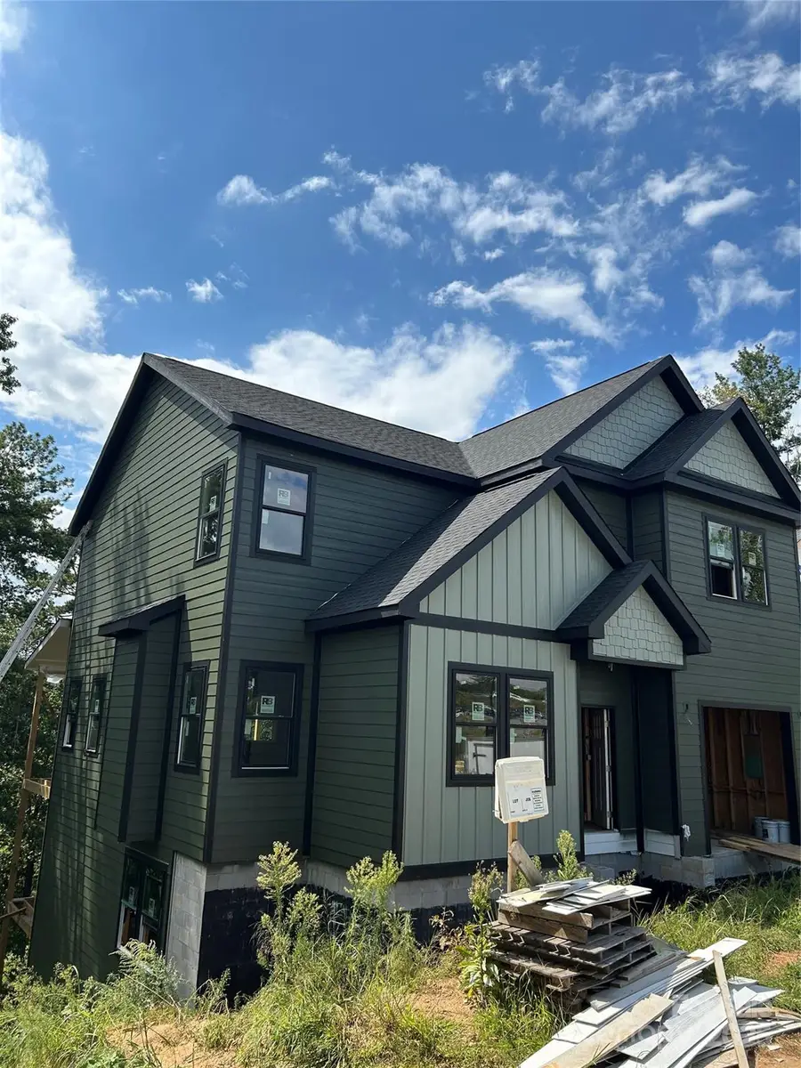 924 Newport Court, Asheville, NC 28806 - Image #2