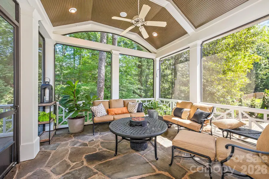 946 Laurel Creek Lane, Charlotte, NC 28211 - Image #3