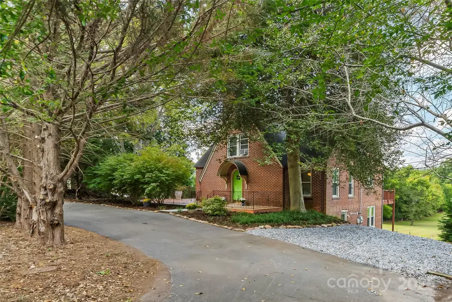 1205 E Union Street, Morganton, NC 28655 - Image #2