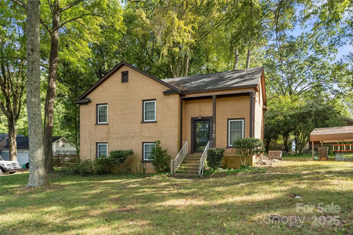 5008 The Plaza, Charlotte, NC 28215 - #1