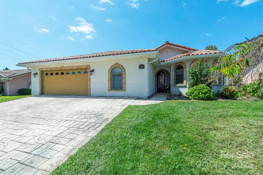 39 Pacifico Drive, Asheville, NC 28806 - Image #2