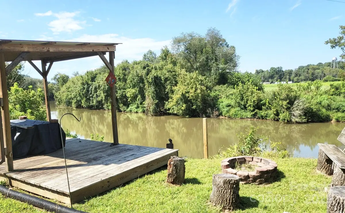 3835 Running Deer Road, Jonesville, NC 28642 - Image #1