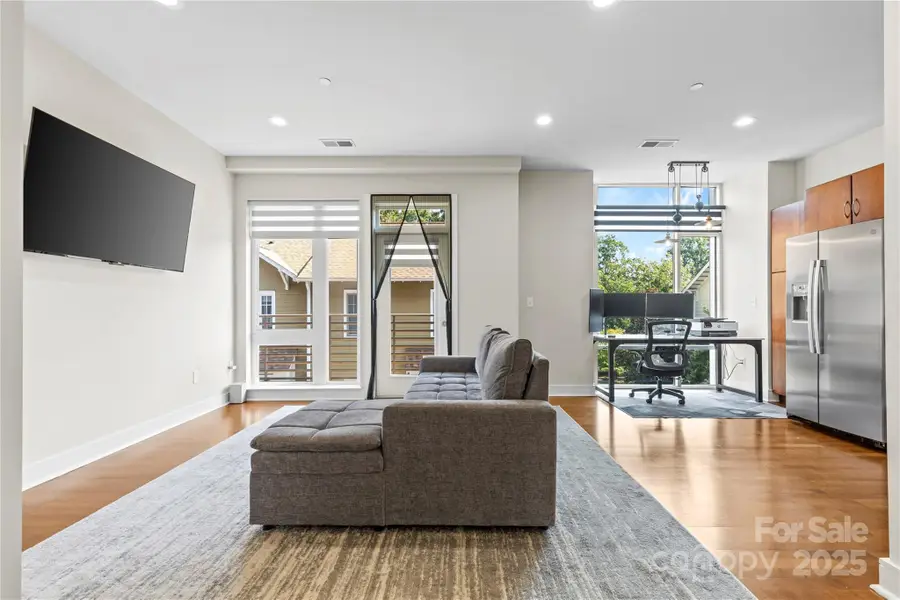 300 Magnolia Avenue #202, Charlotte, NC 28203 - Image #2