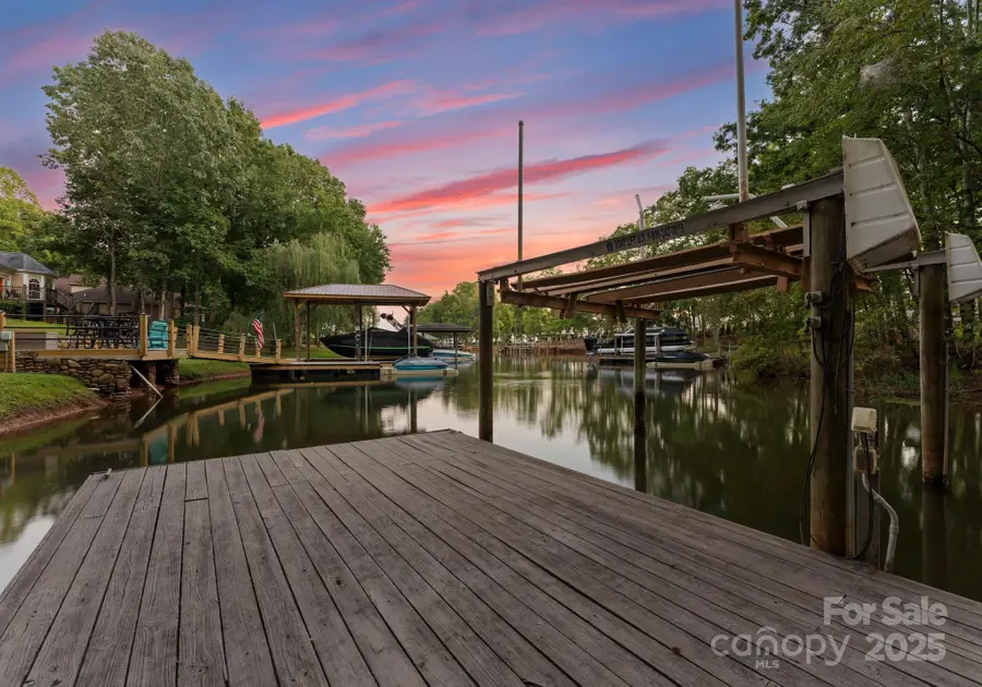 252 Greyfriars Road, Mooresville, NC 28117 - Image #3