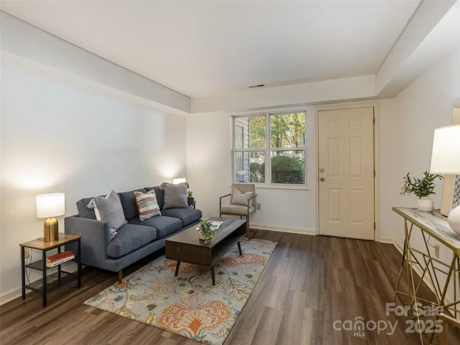 702 Carlyle Way, Asheville, NC 28803 - Image #3