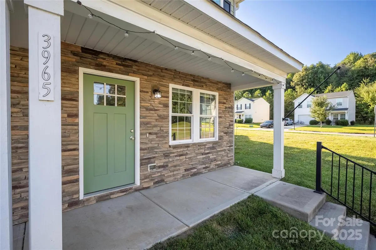 3965 Hemingway Drive, Hickory, NC 28601 - Image #1