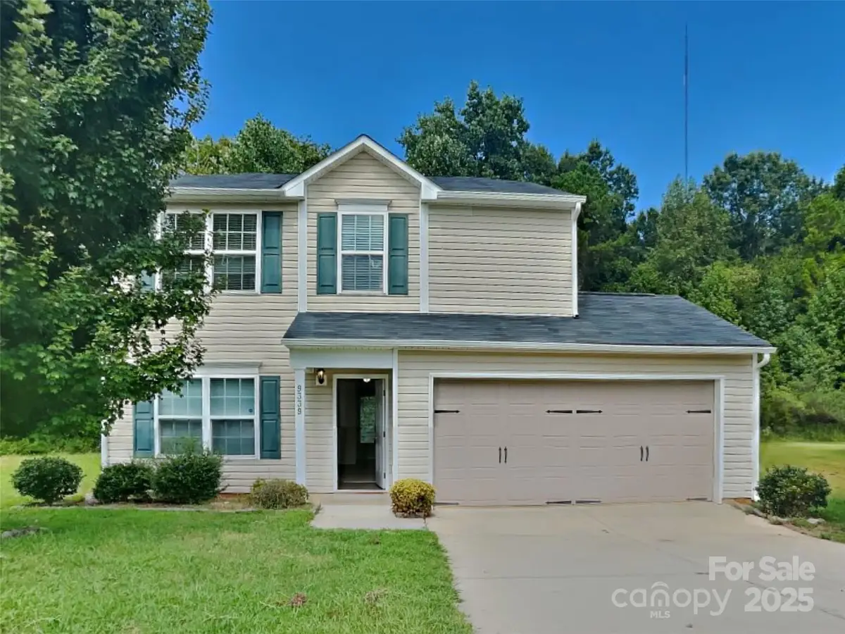 9339 Bradstreet Commons Way #25, Charlotte, NC 28215 - Image #1