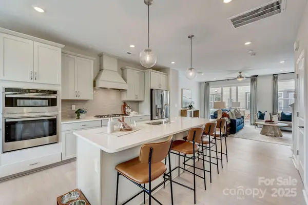 516 Annie Lowery Way, Davidson, NC 28036