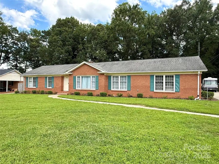 7632 Rolling Hill Road, Charlotte, NC 28227 - Image #2