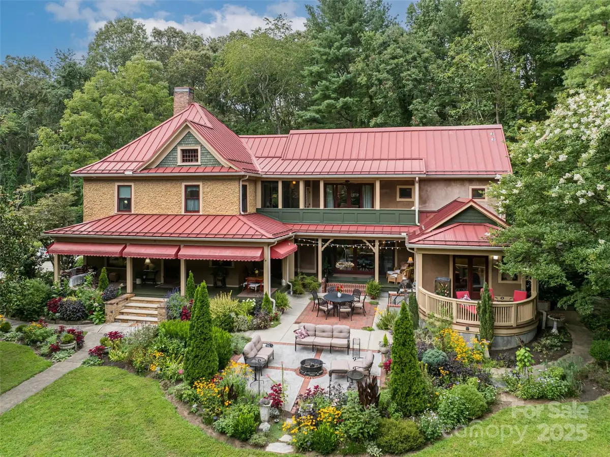 9 West Street Extension, Asheville, NC 28801 - #1