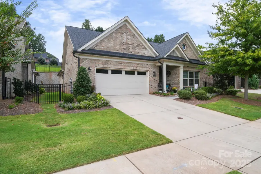 5256 Courtyard Lane, Belmont, NC 28012 - Image #2