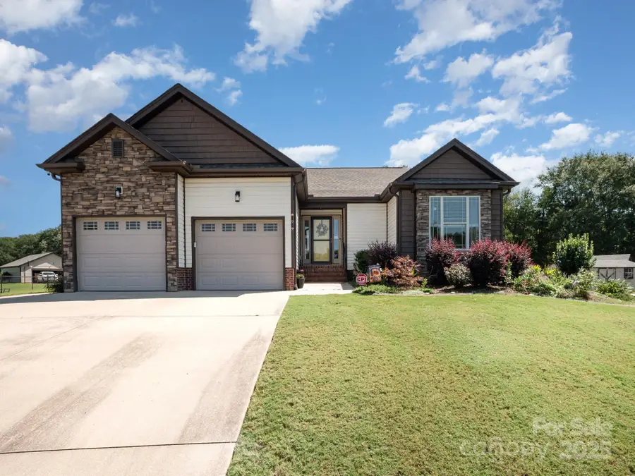190 Glendower Lane, Chesnee, SC 29323 - Image #2