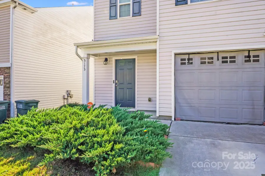 3173 Green Apple Drive, Dallas, NC 28034 - Image #3