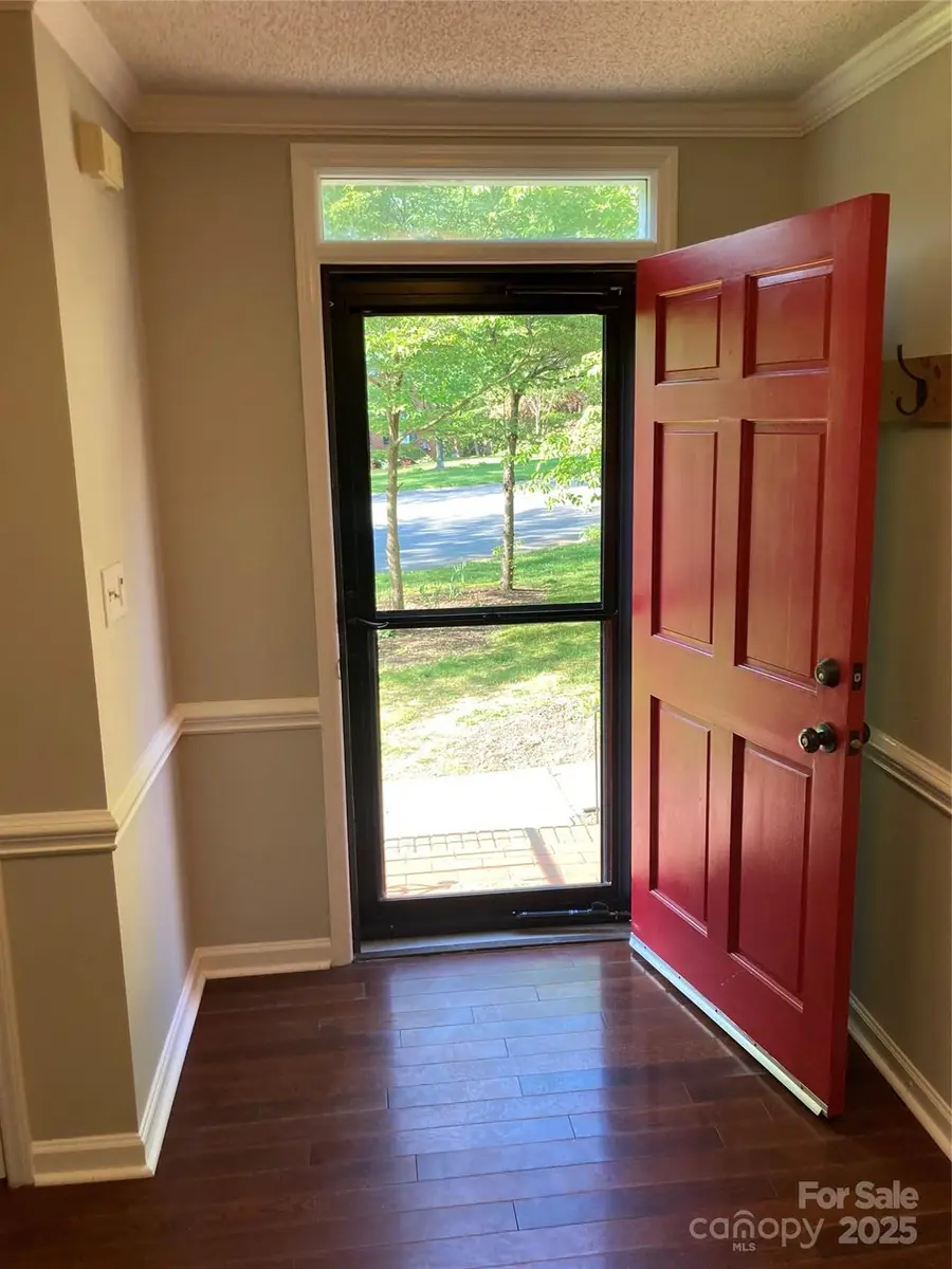 4321 Silvermere Way, Charlotte, NC 28269 - Image #3