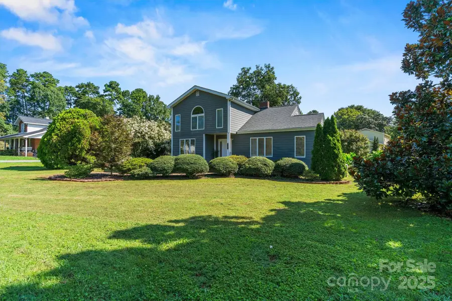 1107 South Point Road, Belmont, NC 28012 - Image #2