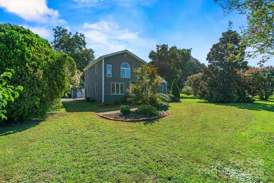 1107 South Point Road, Belmont, NC 28012 - Image #3