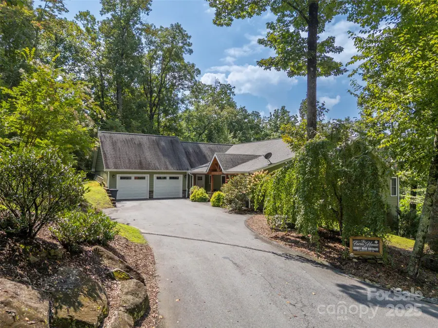 74 Woodlyn Etch Drive, Hendersonville, NC 28792 - Image #3