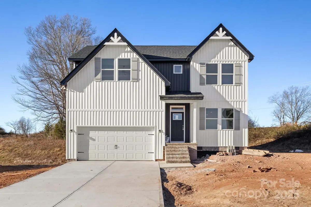106 Indian Wells Court, Harmony, NC 28634 - Image #1