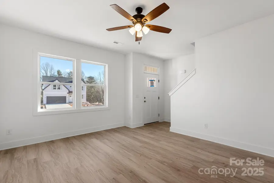 106 Indian Wells Court, Harmony, NC 28634 - Image #2