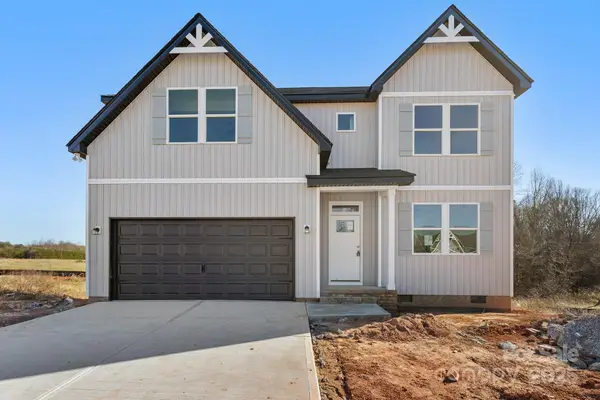 109 Indian Wells Court, Harmony, NC 28634