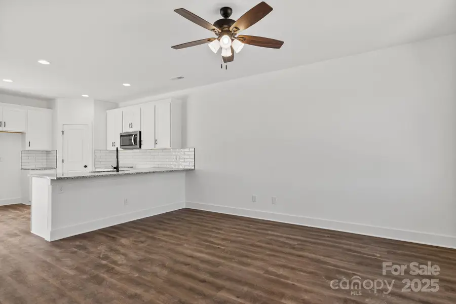 109 Indian Wells Court, Harmony, NC 28634 - Image #3