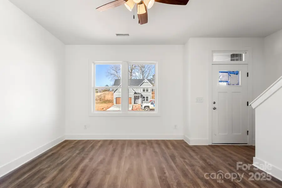 115 Indian Wells Court, Harmony, NC 28634 - Image #3