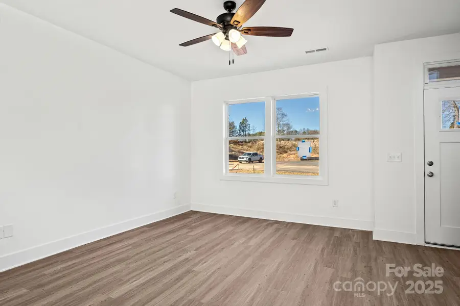 119 Indian Wells Court, Harmony, NC 28634 - Image #3