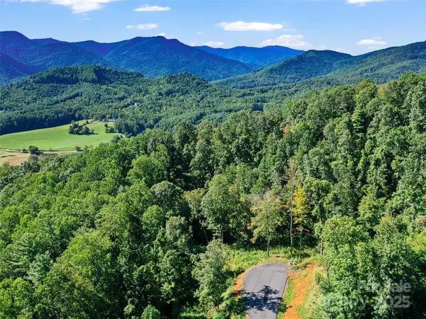 Lot 25 Summit View Parkway, Spruce Pine, NC 28777