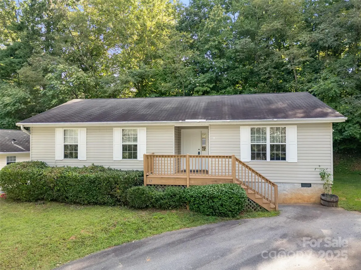 13 Dawson Place, Asheville, NC 28803 - Image #1