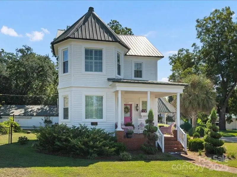 107 S Craig Street, Chesterfield, SC 29709 - Image #1