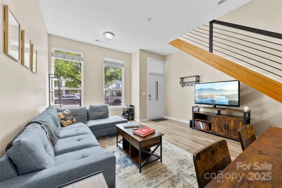 3239 Wesley Avenue, Charlotte, NC 28205 - Image #2