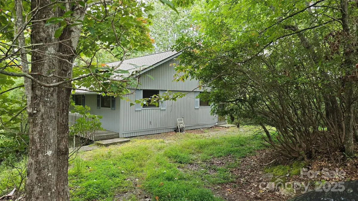 54 Wodigeasgohi Drive, Brevard, NC 28712 - Image #1