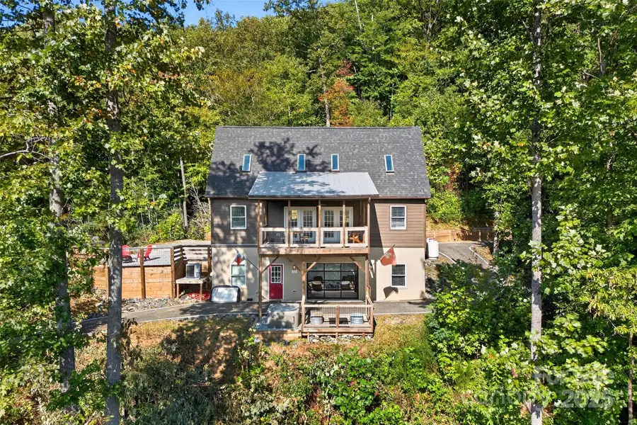 8026 Buck Creek Road, Marion, NC 28752 - Image #2