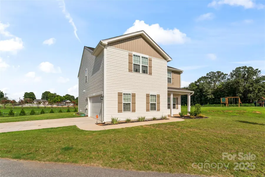 121 Asbury Place, Lexington, NC 27295 - Image #3