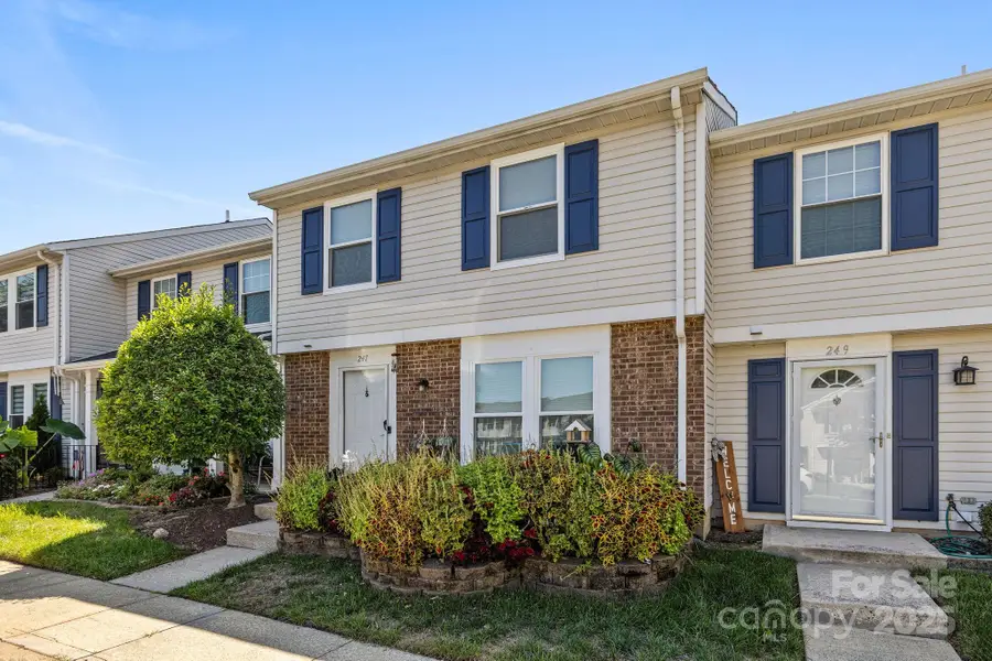 247 Water Oak Drive, Pineville, NC 28134 - Image #2