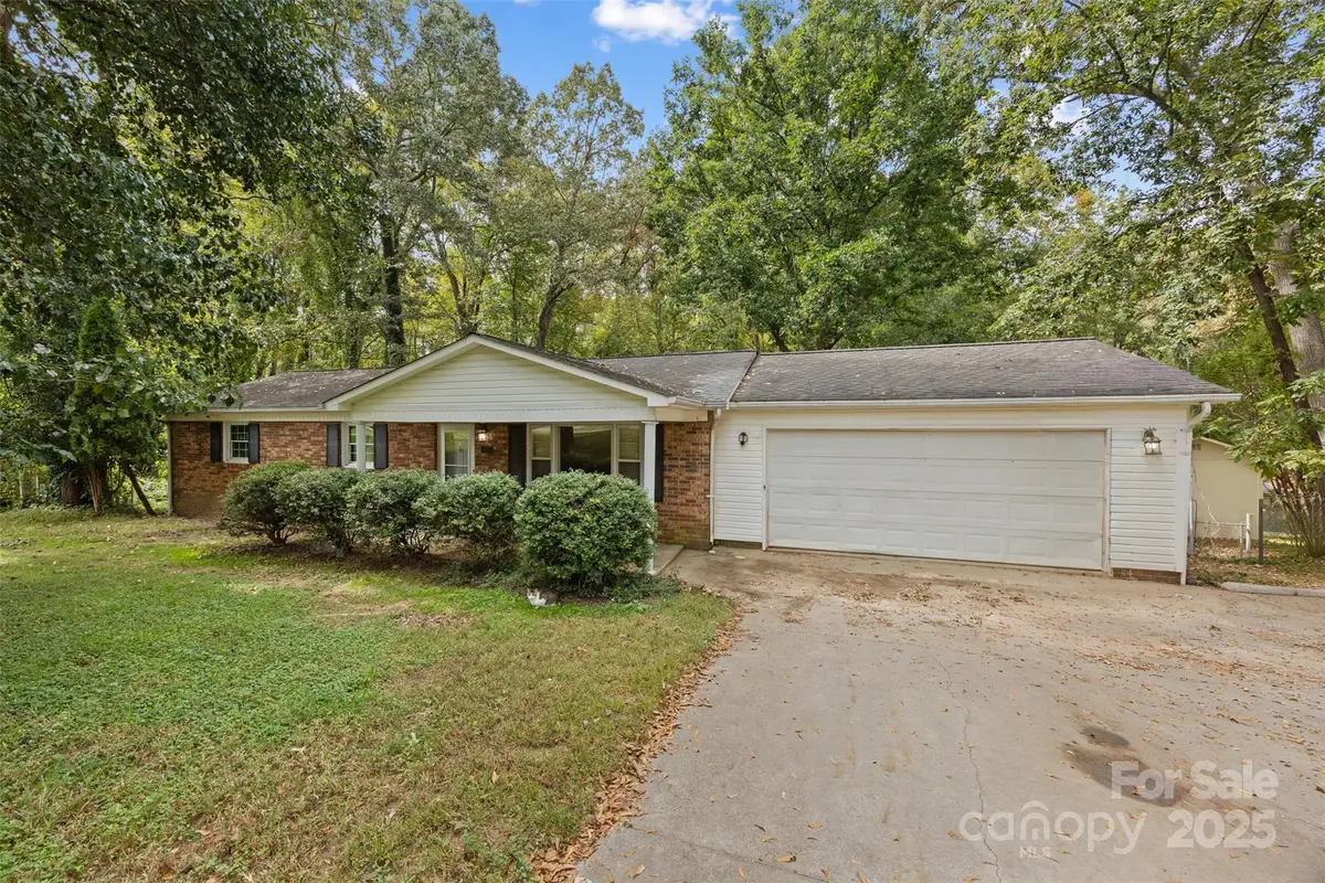 1913 Hollandale Drive, Gastonia, NC 28054 - Image #1