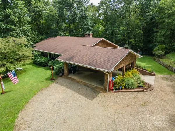 695 Chestnut Mountain Road, Canton, NC 28716