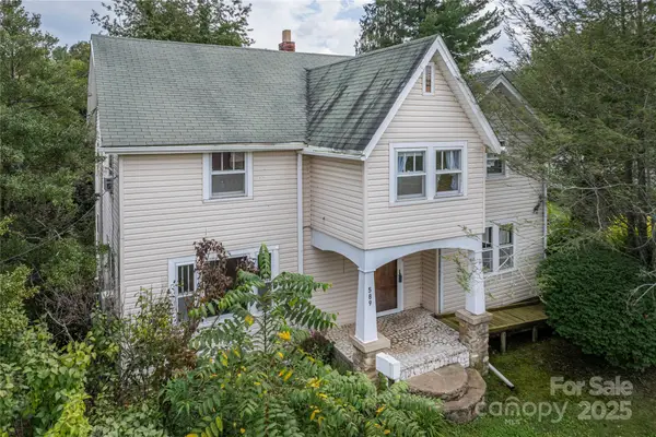 589 Pisgah Drive, Canton, NC 28716