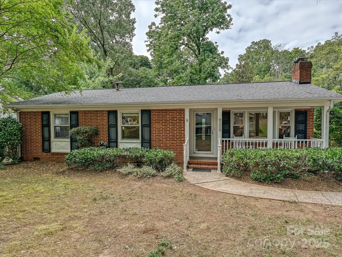 900 Camborne Place, Charlotte, NC 28210 - Image #1