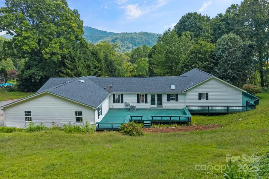 85 Carolina Lane, Burnsville, NC 28714 - Image #2