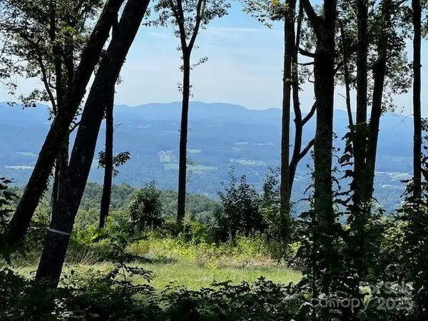 462 E Garden Trail #37, Hendersonville, NC 28792