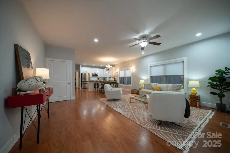 25 Gratitude Drive, Asheville, NC 28806 - Image #2